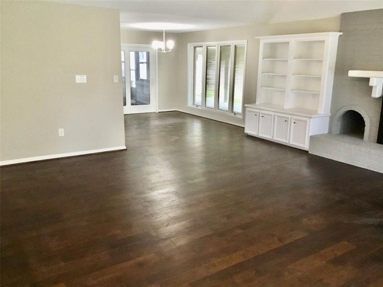 Photo 10 of 28 - 16518 Grommet Ct, Crosby, TX 77532