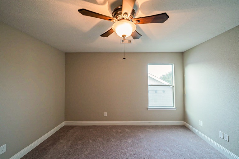 Photo 28 of 37 - 29607 Legends Place Dr, Spring, TX 77386