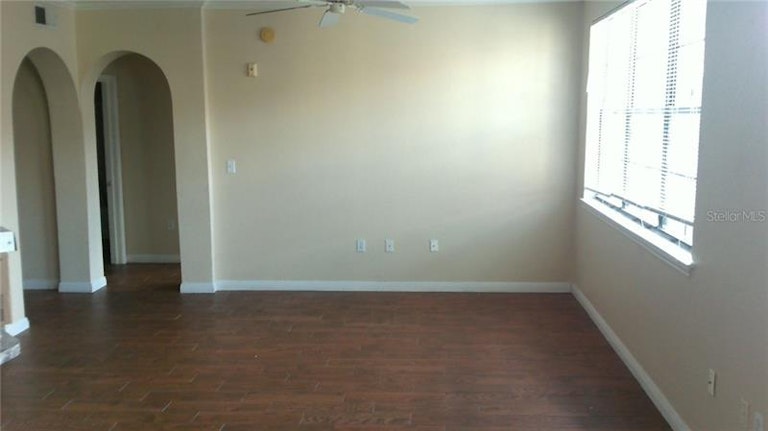 Photo 3 of 10 - 911 N Orange Ave #537, Orlando, FL 32801