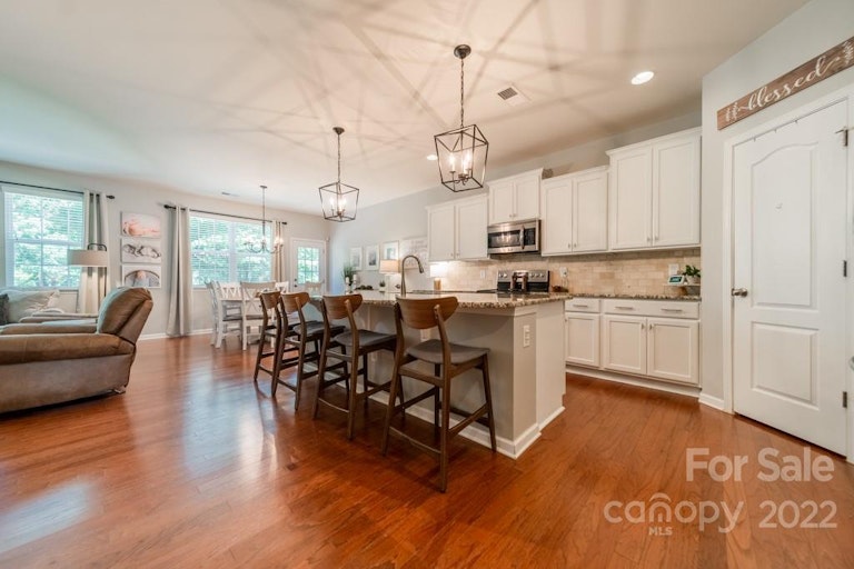 Photo 7 of 38 - 5726 Kildare Ct, Belmont, NC 28012