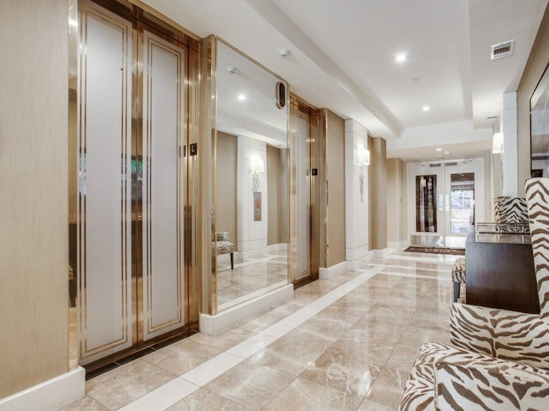 Photo 23 of 33 - 3225 Turtle Creek Blvd #1429, Dallas, TX 75219