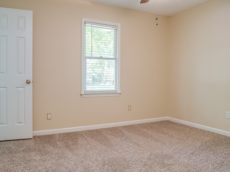 Photo 15 of 22 - 612 Sanderson Dr, Durham, NC 27704