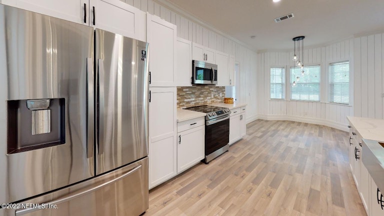 Photo 12 of 40 - 96198 Cayman Cir, Fernandina Beach, FL 32034