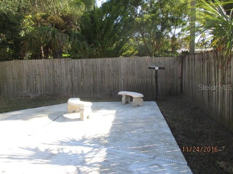 Photo 17 of 21 - 4052 San Luis Dr, Sarasota, FL 34235