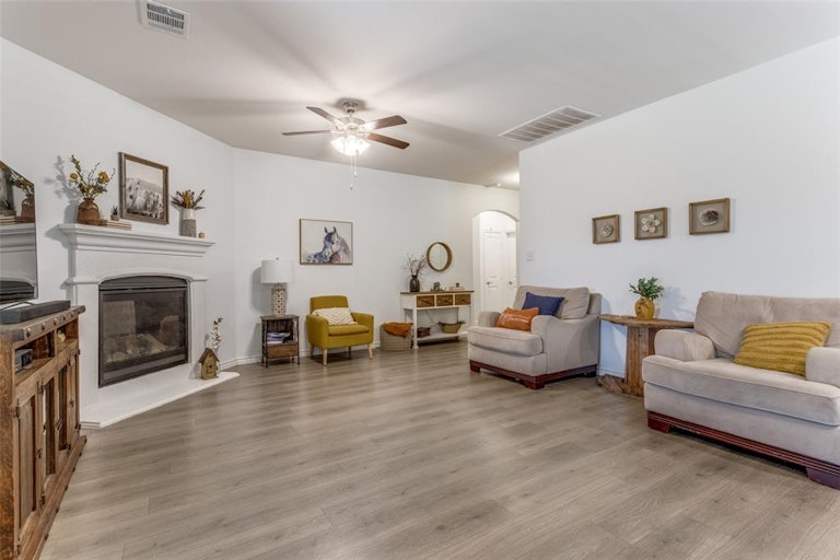 Photo 7 of 36 - 420 Cowboy Way, Anna, TX 75409