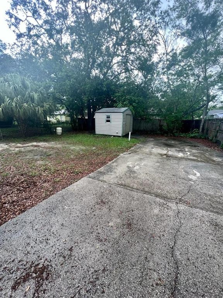 Photo 3 of 15 - 3804 N 53rd St, Tampa, FL 33619
