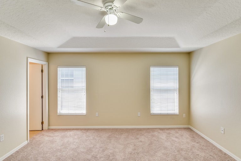 Photo 11 of 25 - 2409 Guiana Plum Dr, Orlando, FL 32828