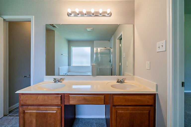 Photo 29 of 35 - 2731 Briarloch Ln, Houston, TX 77073