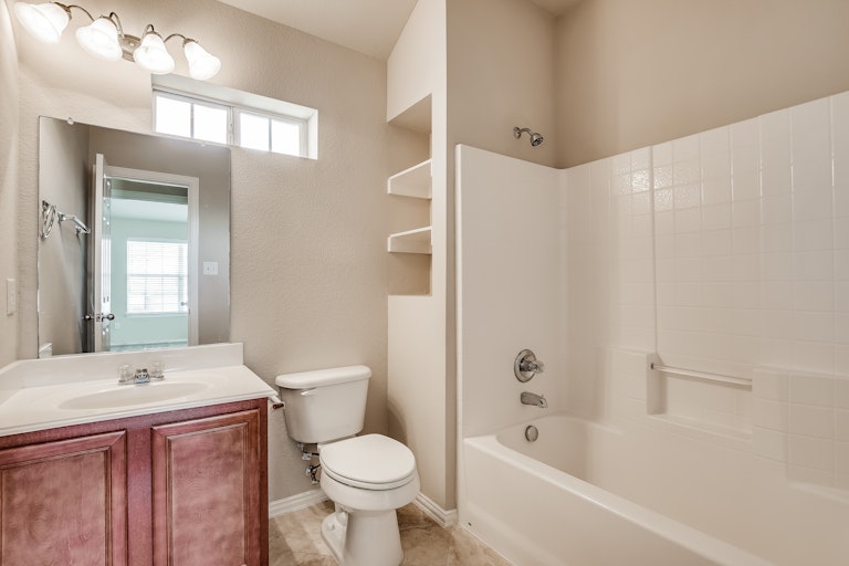 Photo 21 of 23 - 706 S Jupiter Rd #1105, Allen, TX 75002