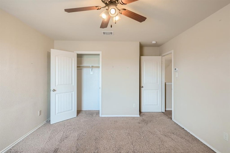 Photo 22 of 30 - 2812 Aberdeen Rd, Seagoville, TX 75159