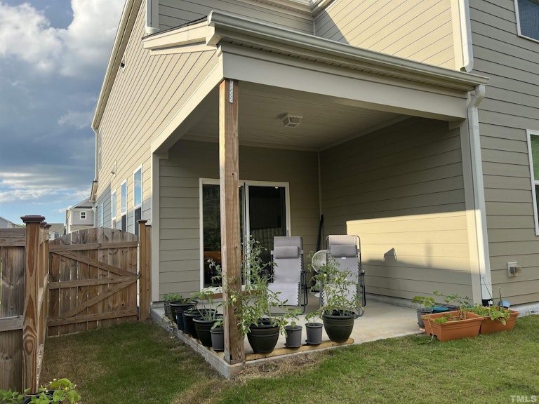 Photo 13 of 32 - 2923 Malvina Ter, Apex, NC 27502