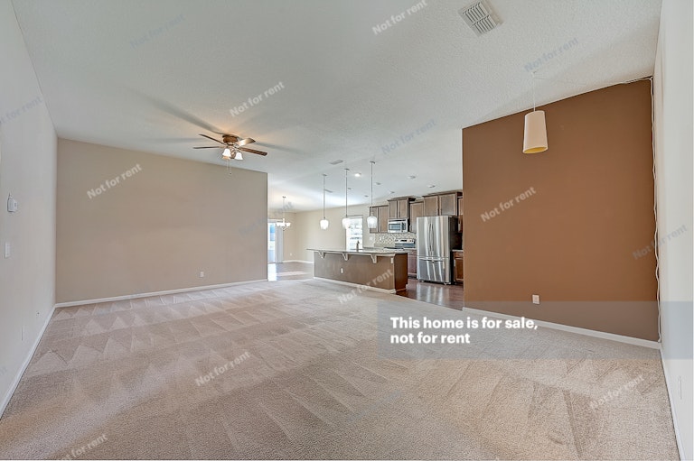Photo 6 of 36 - 6156 Sandler Chase Trl, Jacksonville, FL 32222
