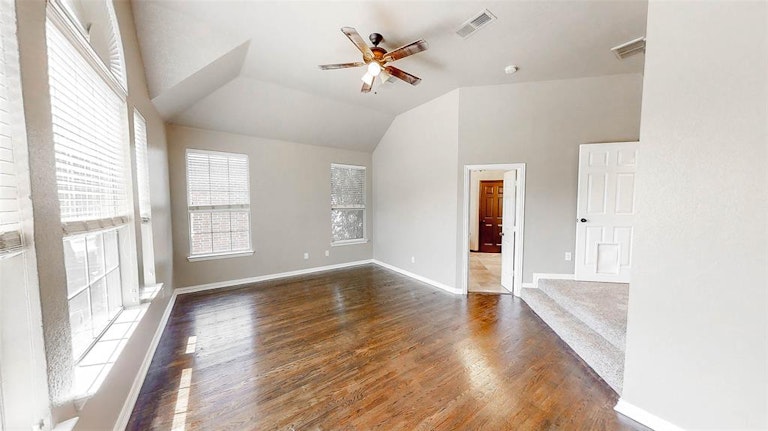 Photo 24 of 36 - 2314 Balleybrooke Dr, Lewisville, TX 75077