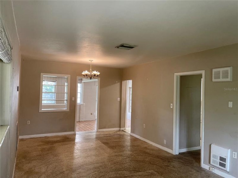 Photo 4 of 15 - 3715 Chelsea St, Orlando, FL 32803