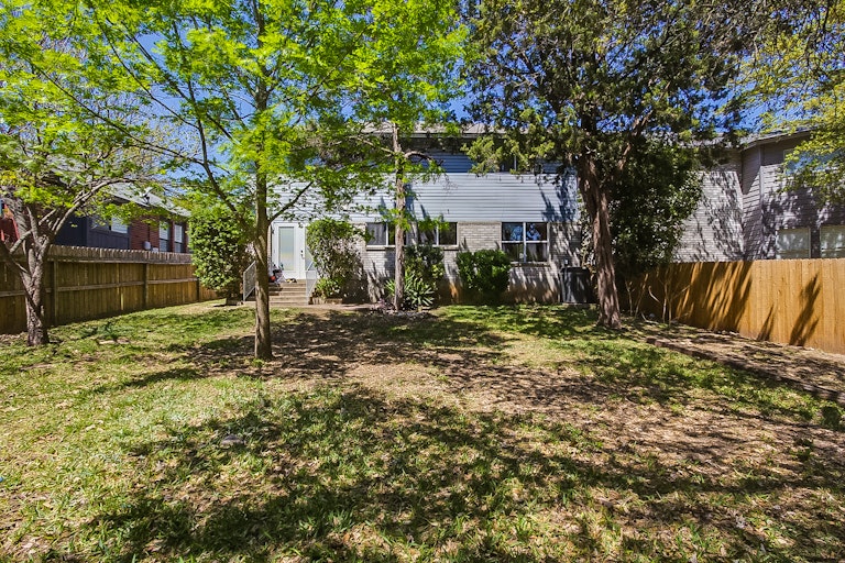 Photo 6 of 17 - 4842 Limestone Well Dr, San Antonio, TX 78247