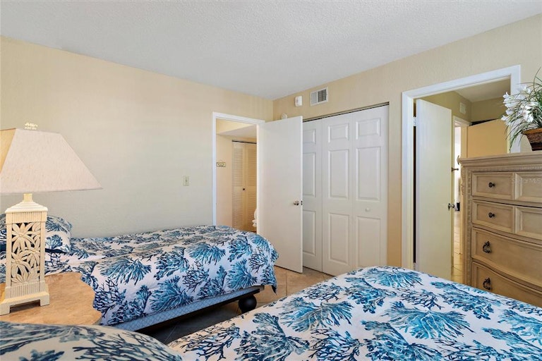 Photo 21 of 26 - 6021 Bahia Del Mar Cir #340, Saint Petersburg, FL 33715
