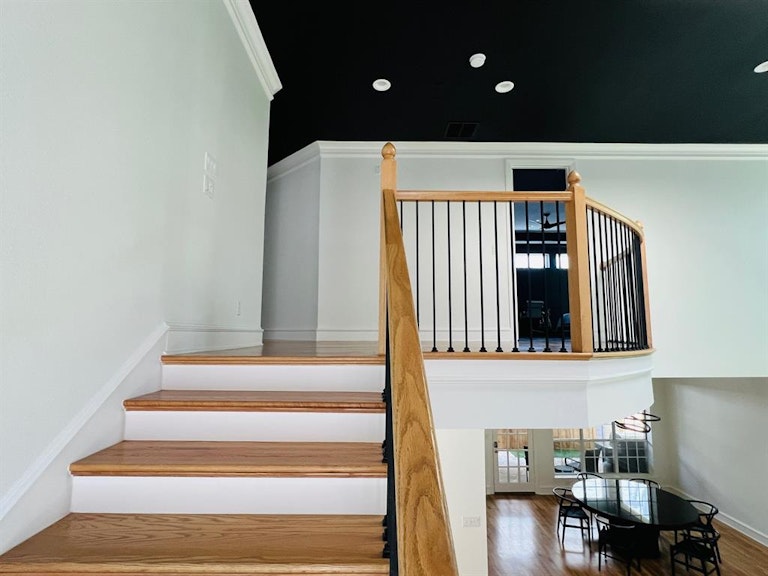 Photo 7 of 19 - 4334 Gilbert Ave, Dallas, TX 75219