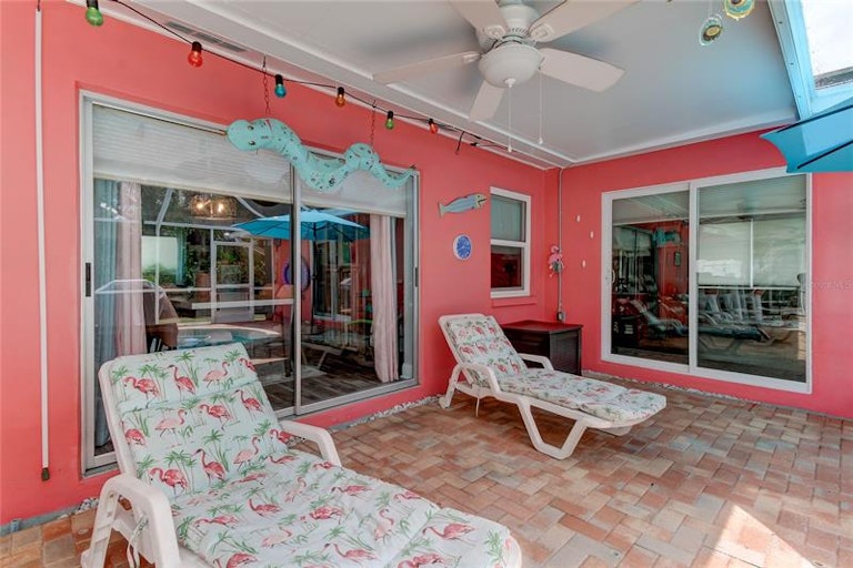 Photo 85 of 99 - 206 Timberview Dr, Safety Harbor, FL 34695