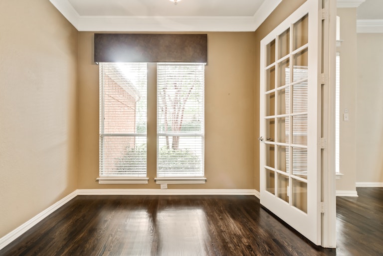 Photo 9 of 27 - 212 Hollywood Dr, Coppell, TX 75019