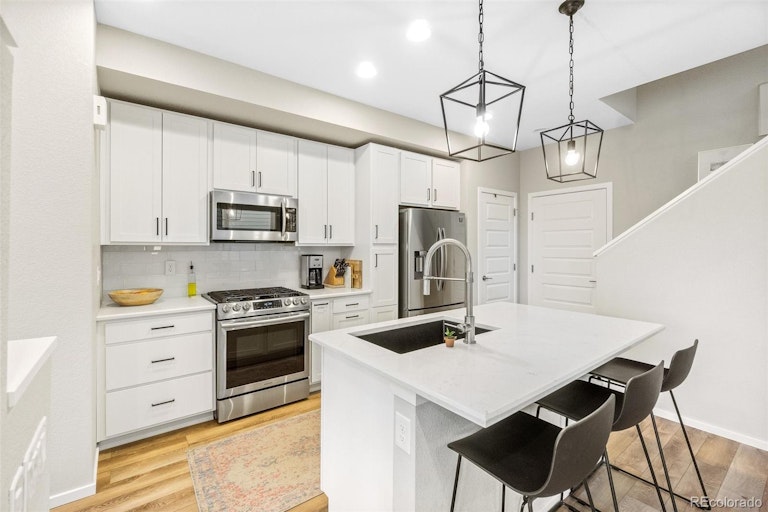 Photo 12 of 38 - 2000 W 66th Pl, Denver, CO 80221