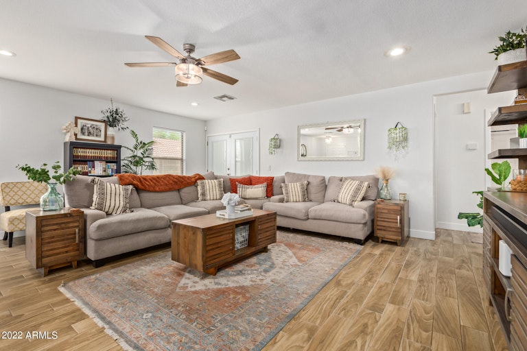 Photo 8 of 44 - 2431 E Peach Tree Dr, Chandler, AZ 85249