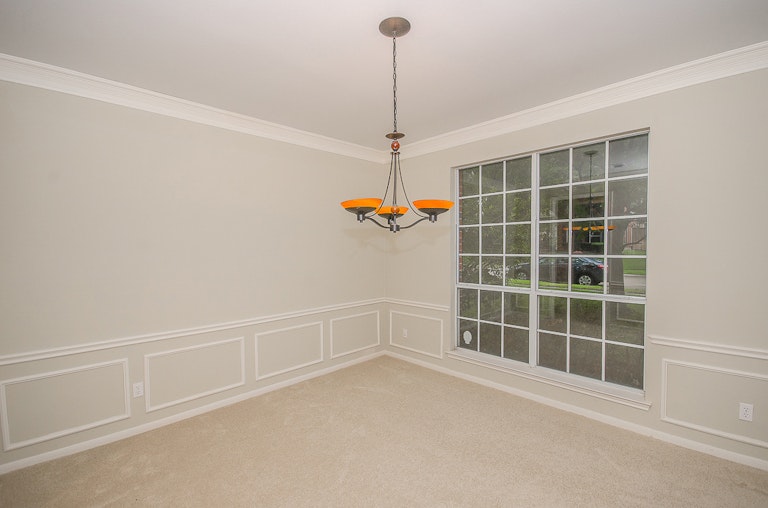 Photo 14 of 35 - 6304 Willowdale Dr, Plano, TX 75093