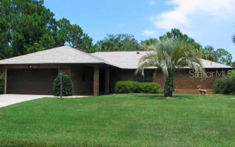 Photo 1 of 1 - 174 Belleaire Dr, Palm Coast, FL 32137