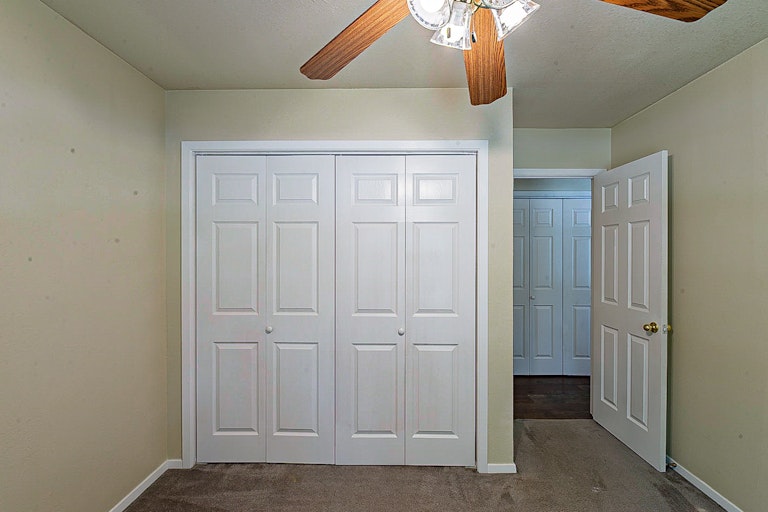 Photo 13 of 19 - 404 Murchison St, Farmersville, TX 75442