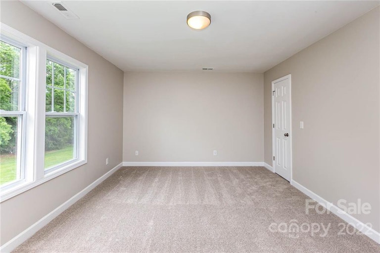 Photo 18 of 26 - 4377 Tucker Chase Dr, Midland, NC 28107