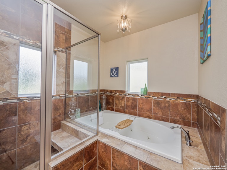 Photo 27 of 49 - 834 Lodge Creek Dr, New Braunfels, TX 78132
