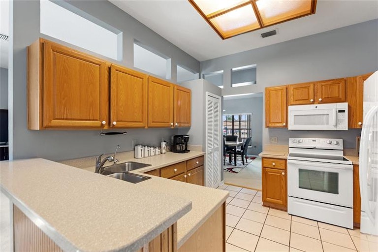 Photo 17 of 26 - 1167 Peak Cir, Deltona, FL 32738