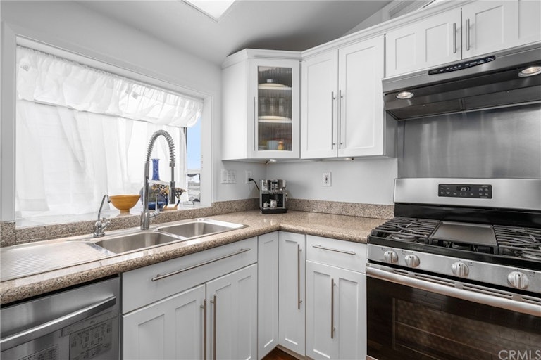 Photo 28 of 52 - 2834 Terry Rd, Laguna Beach, CA 92651