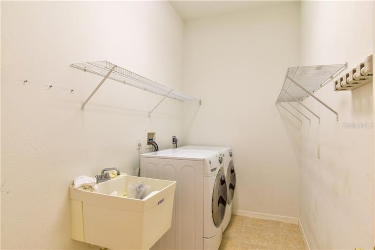 Photo 19 of 25 - 7120 St James Ct, North Port, FL 34287
