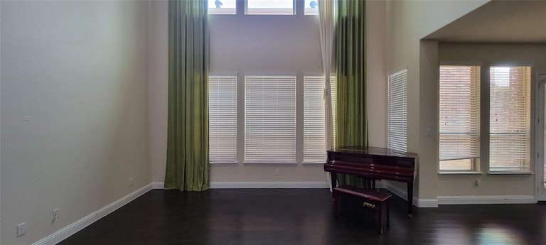 Photo 13 of 28 - 3708 Cobblecreek Dr, McKinney, TX 75070