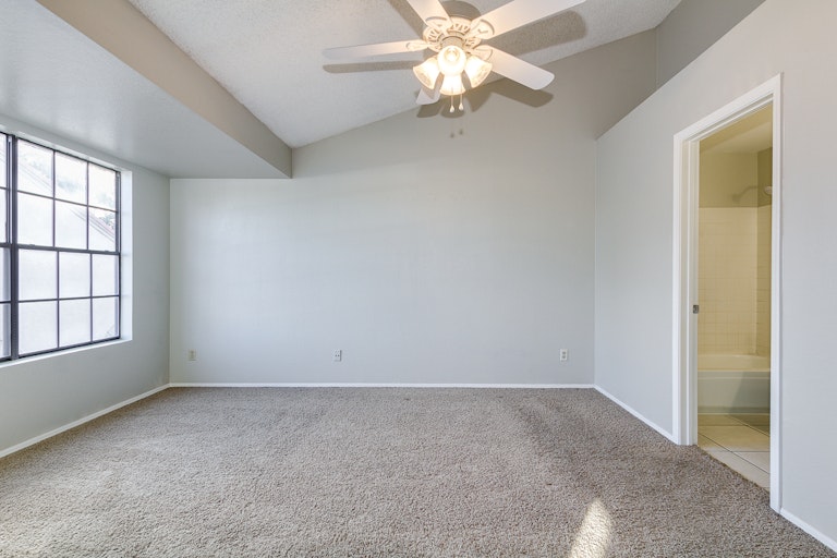 Photo 5 of 20 - 3921 W Ivanhoe St #155, Chandler, AZ 85226