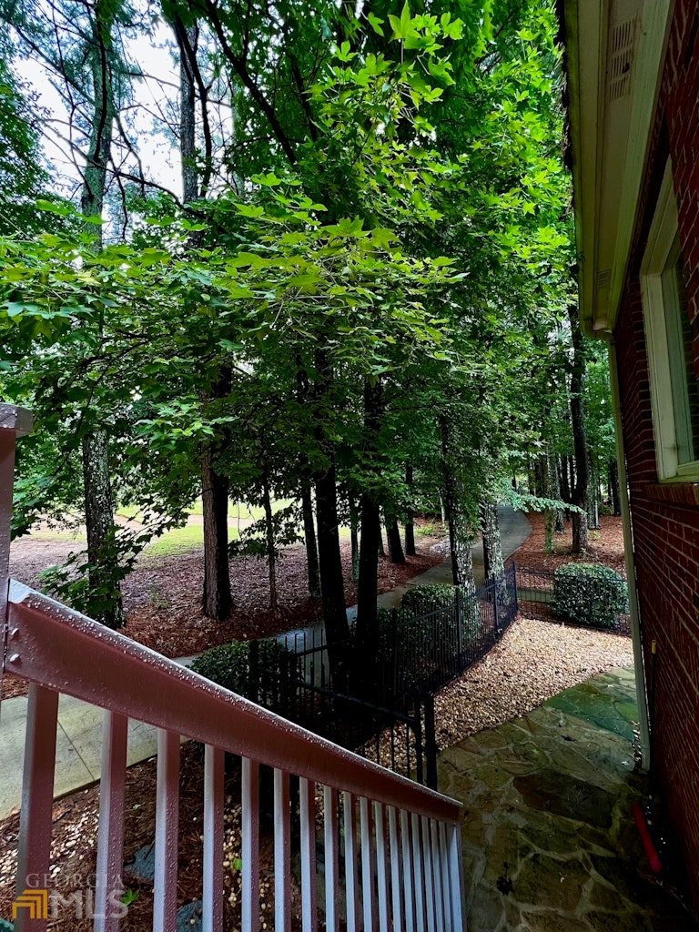 Photo 31 of 34 - 1015 York Cv, Alpharetta, GA 30004
