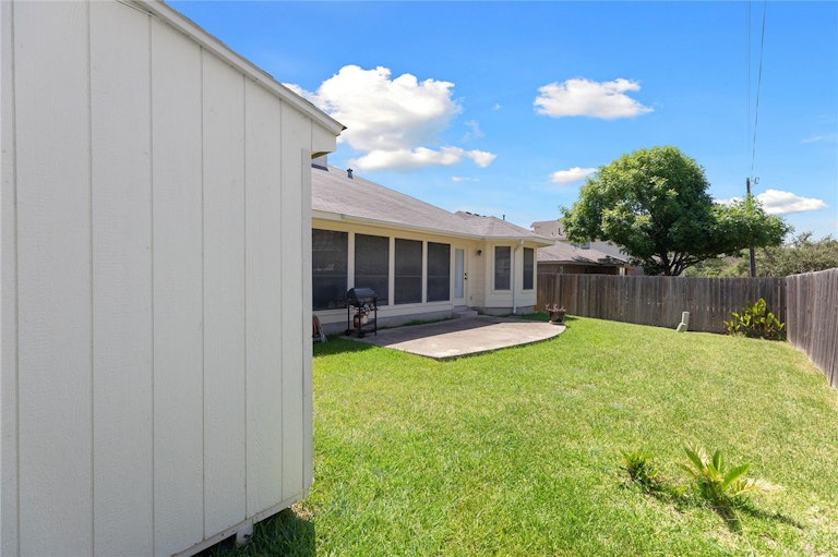 Photo 31 of 32 - 1104 Terra St, Round Rock, TX 78665