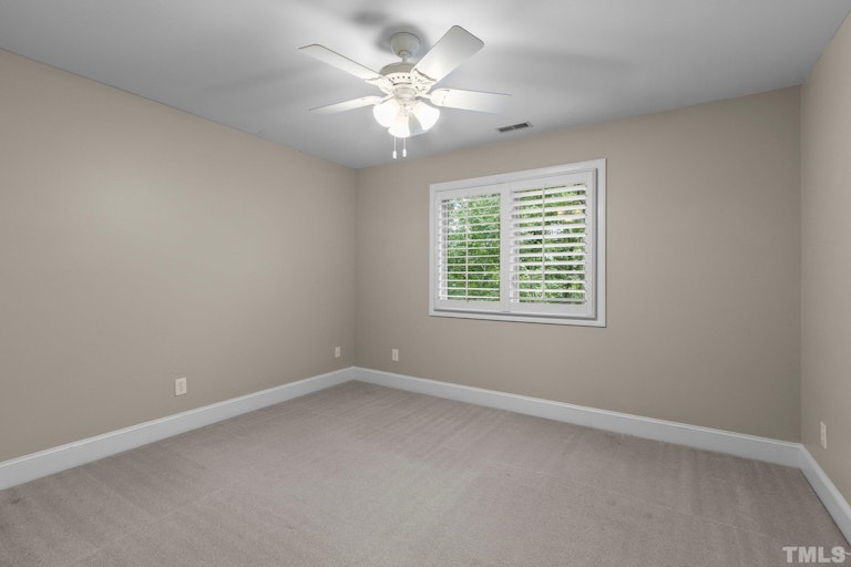 Photo 40 of 66 - 124 Fawn Ridge Rd, Chapel Hill, NC 27516