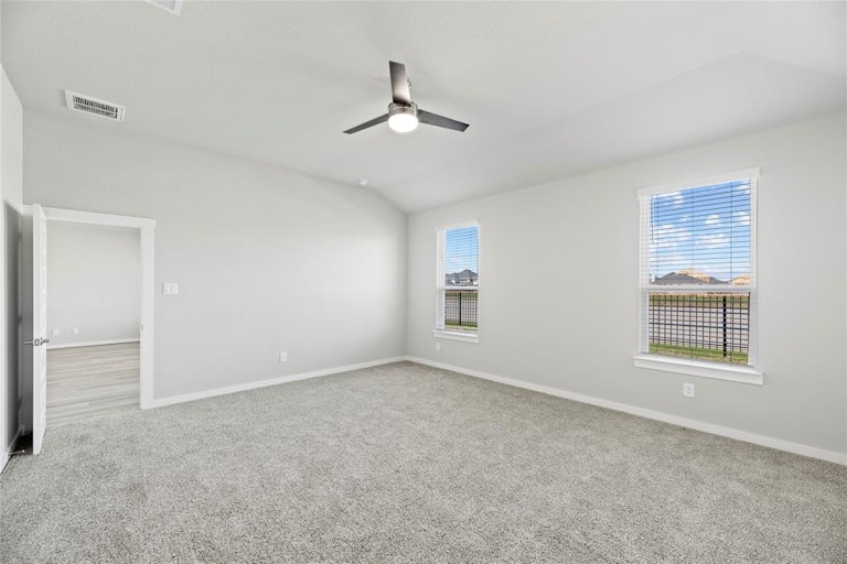 Photo 21 of 47 - 28643 Halle Ray Dr, Katy, TX 77494
