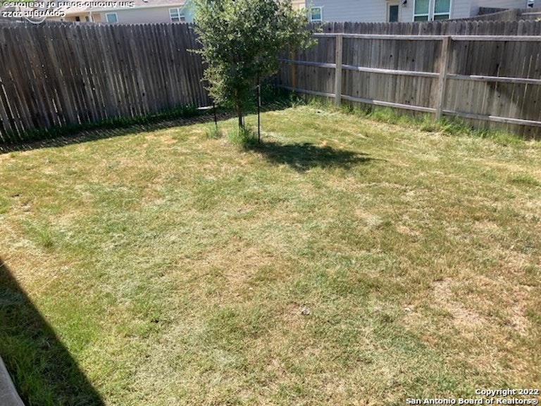 Photo 33 of 36 - 9722 Marbach Cres, San Antonio, TX 78245