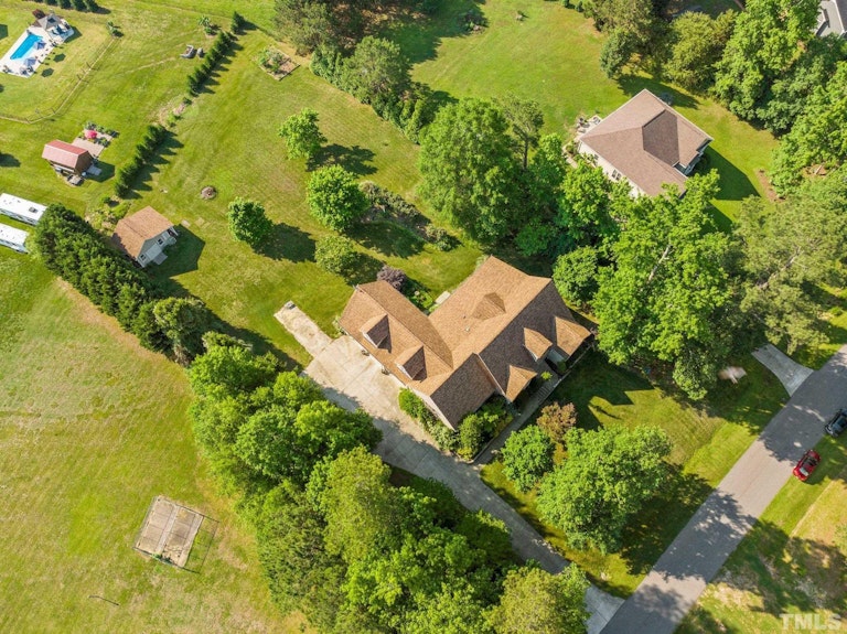Photo 40 of 40 - 6103 Valentine St, Zebulon, NC 27597