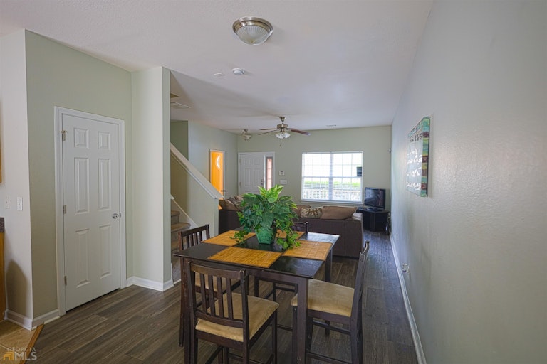 Photo 6 of 24 - 407 Creel Pl, Atlanta, GA 30349