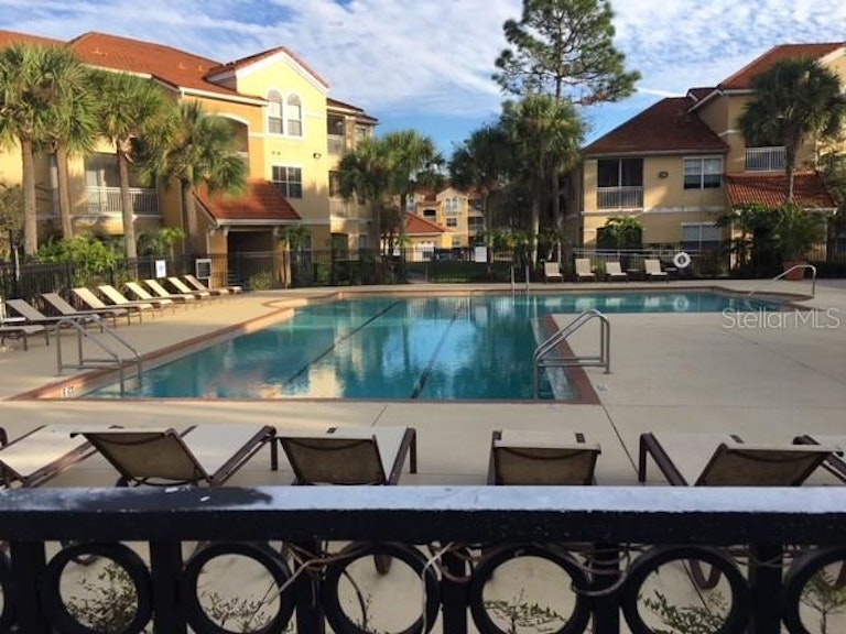Photo 4 of 12 - 18001 Richmond Place Dr #1223, Tampa, FL 33647