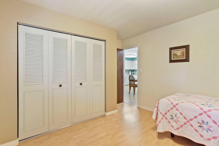 Photo 9 of 20 - 406 Tioga Dr, Lodi, CA 95242