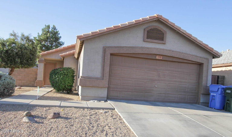 Photo 1 of 44 - 3048 W Zachary Dr, Phoenix, AZ 85027