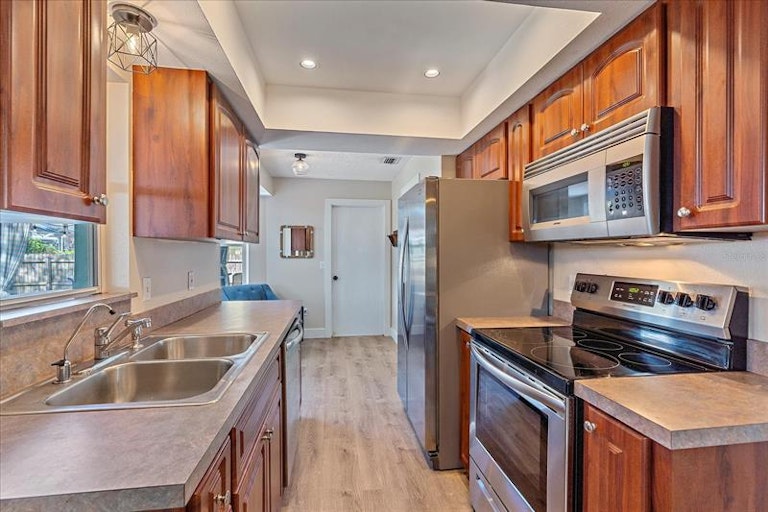 Photo 15 of 31 - 21 Shumard St, Osprey, FL 34229