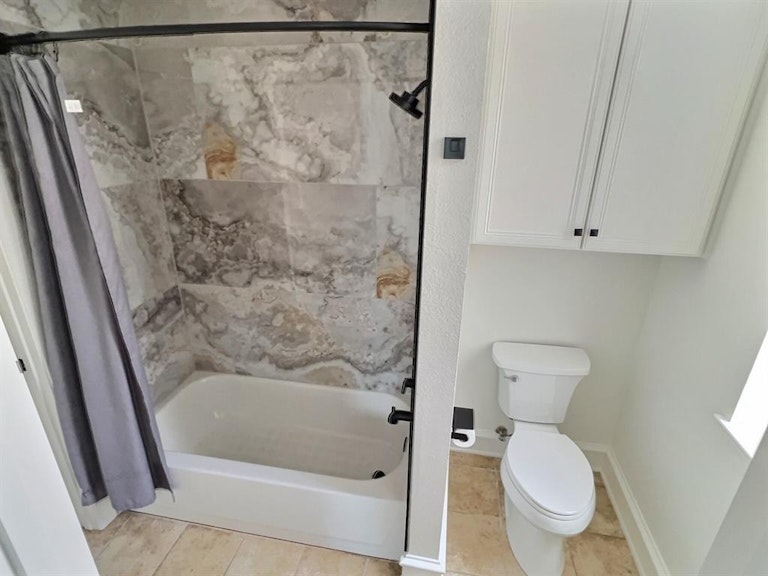Photo 13 of 19 - 4334 Gilbert Ave, Dallas, TX 75219