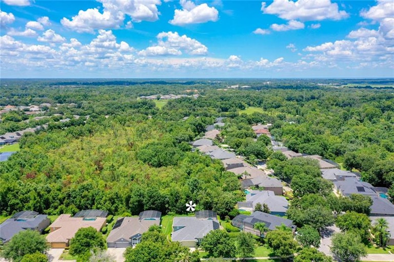 Photo 2 of 69 - 2704 Aloma Oaks Dr, Oviedo, FL 32765