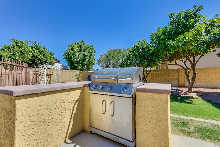 Photo 4 of 32 - 1651 N Nevada Way, Mesa, AZ 85203