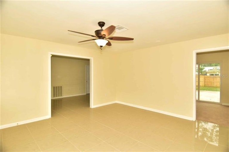 Photo 9 of 22 - 1608 Carroll St, Clearwater, FL 33755